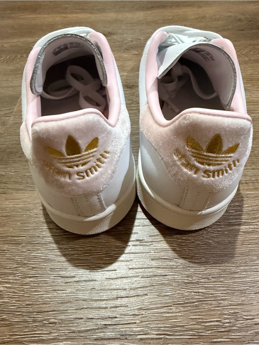 adidas Stan Smith White Leather Sneakers with Pink Accents - Women's 6.5 - Picture 4 of 9
